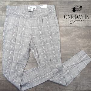 Old Navy Stevie Ankle Pants Size M